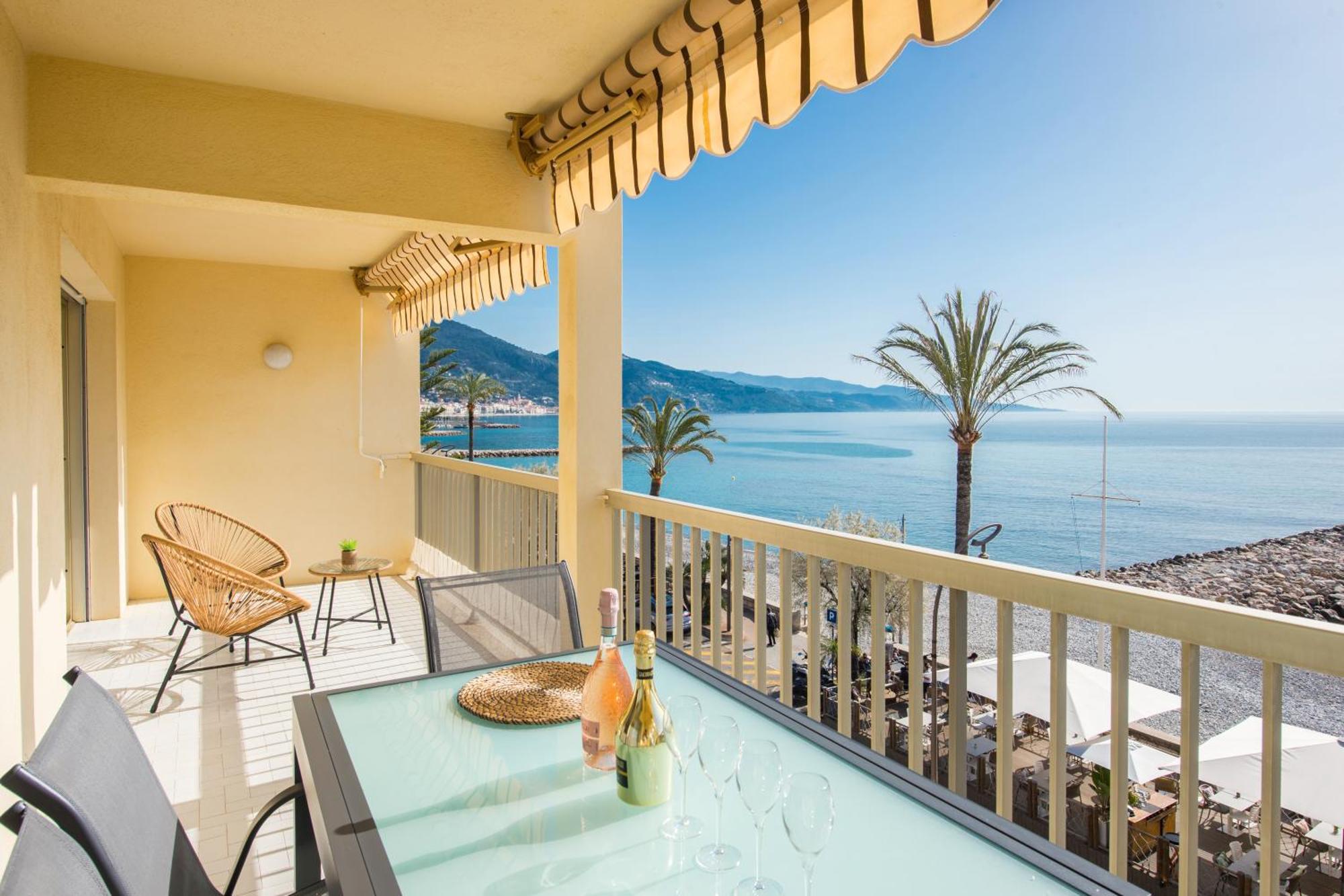 Roquebrune Plage - Terrace Splendid Sea View - BW Экстерьер фото